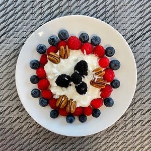 Meet your Posher, Zohara